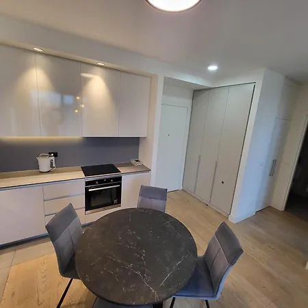 Bw Waterfront Lux Apartment, Parking Free *