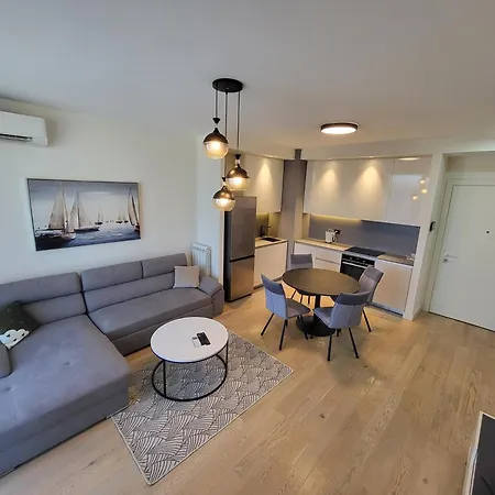 Bw Waterfront Lux Apartment, Parking Free شقة